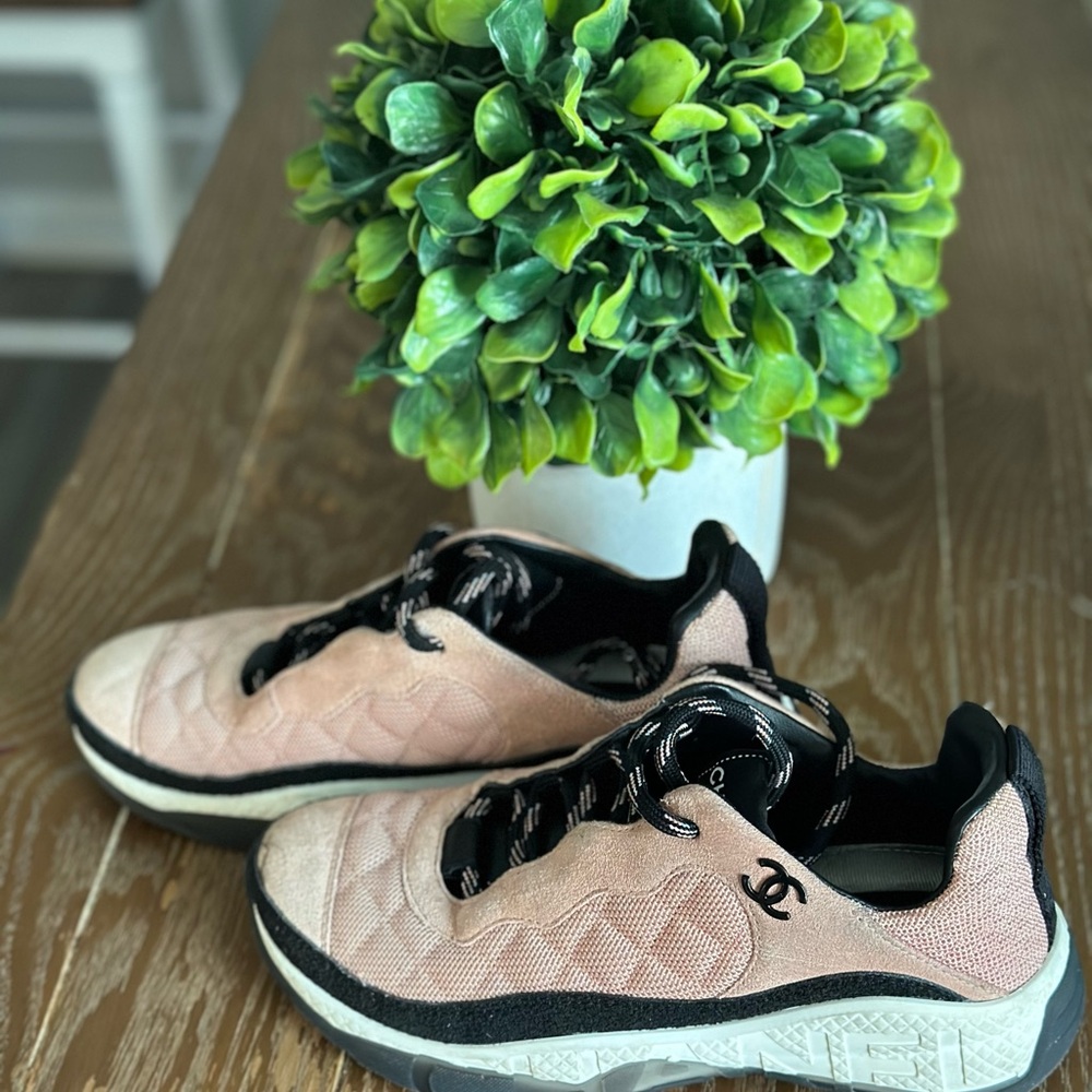 Chanel Pink Suede Leather Interlocking Cs Athletic Shoe